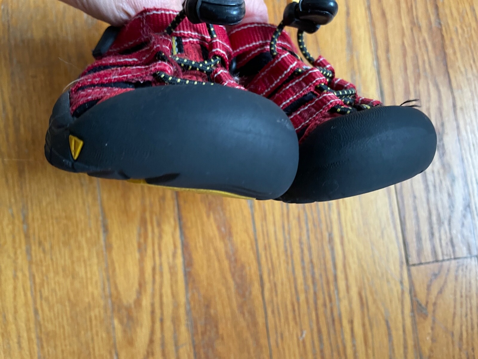 Sandali impermeabili Keen unisex Newport scarpe da trekking taglia US 8 UK 7 eccellenti!!