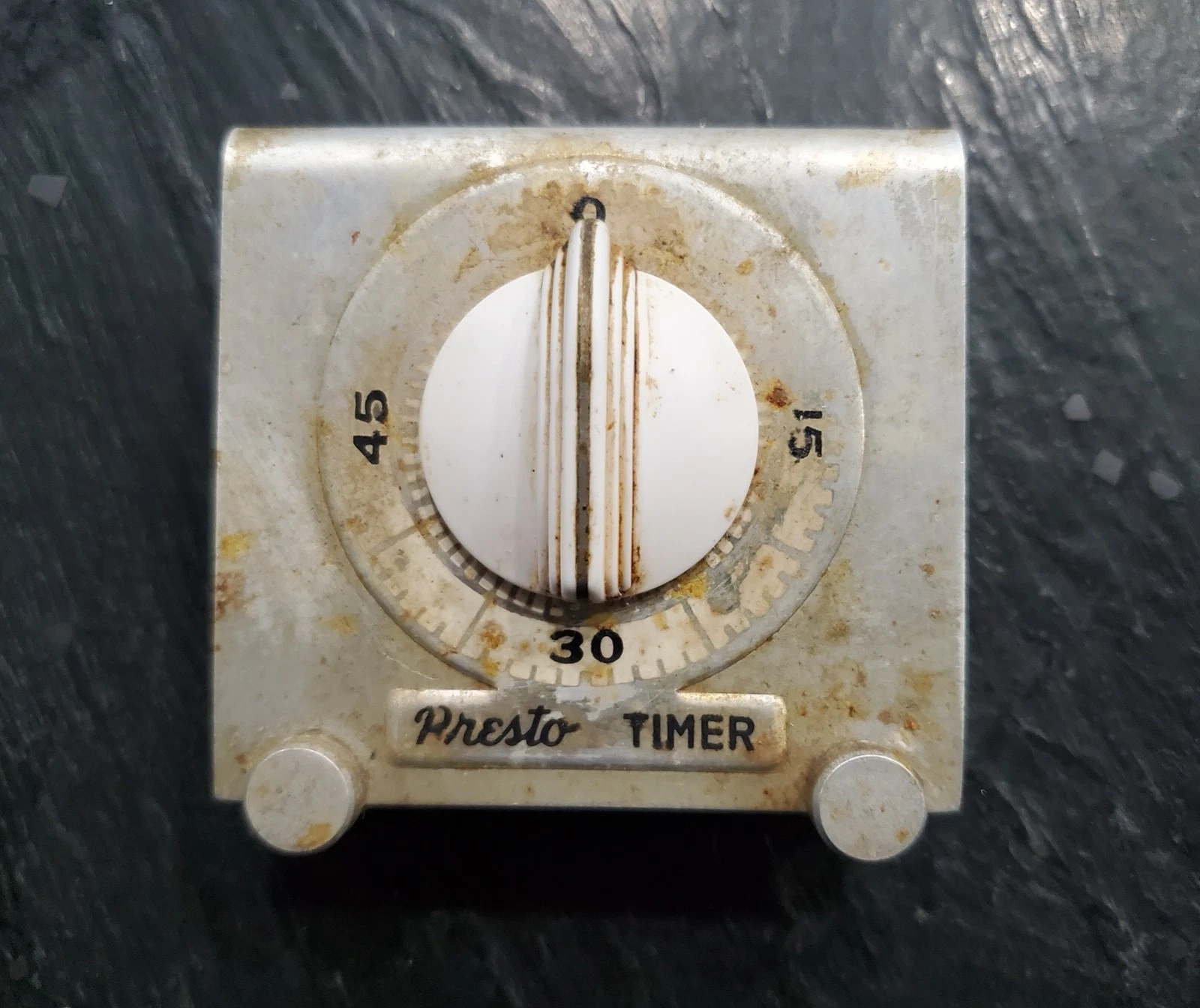 Presto Kitchen 60 Minute Standing Timer Aluminum Circa 1950s Vintage movie prop