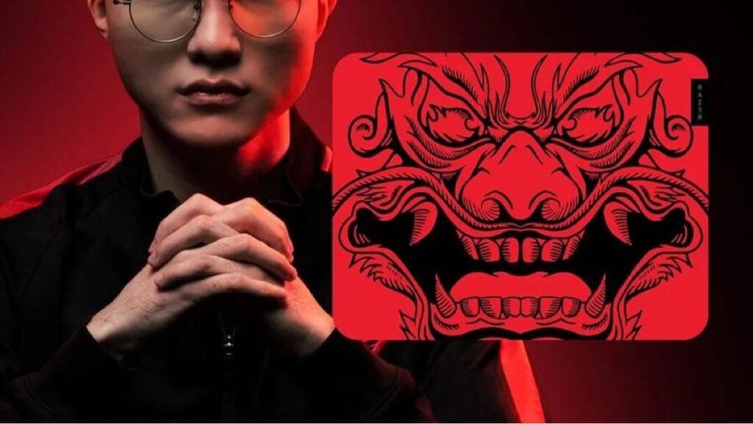 Viper V3 Pro Faker Edition 限定マウスパッド Razer Launches Special Edition Viper V3 Pro Faker Edition to Honor