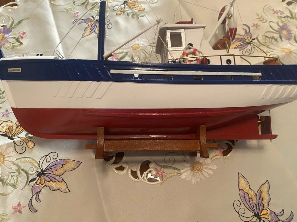 Fischkutter Schiffs Modell Sammlerstück Rostock - Bild 4 von 4