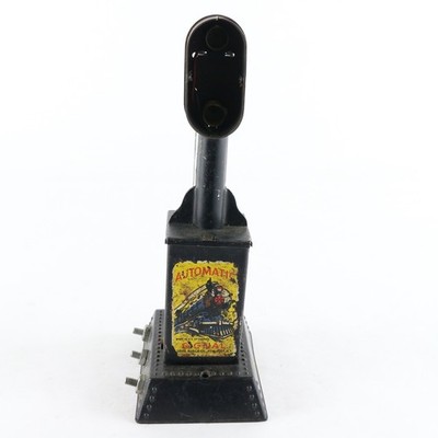 VINTAGE Marx O Black Metal Automatic Train Layout Signal