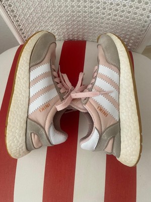 Adidas Iniki Damen Sneaker Runner Größe:36,5 (US 5,5).Farbe:Hellgrau/Hellrosa.