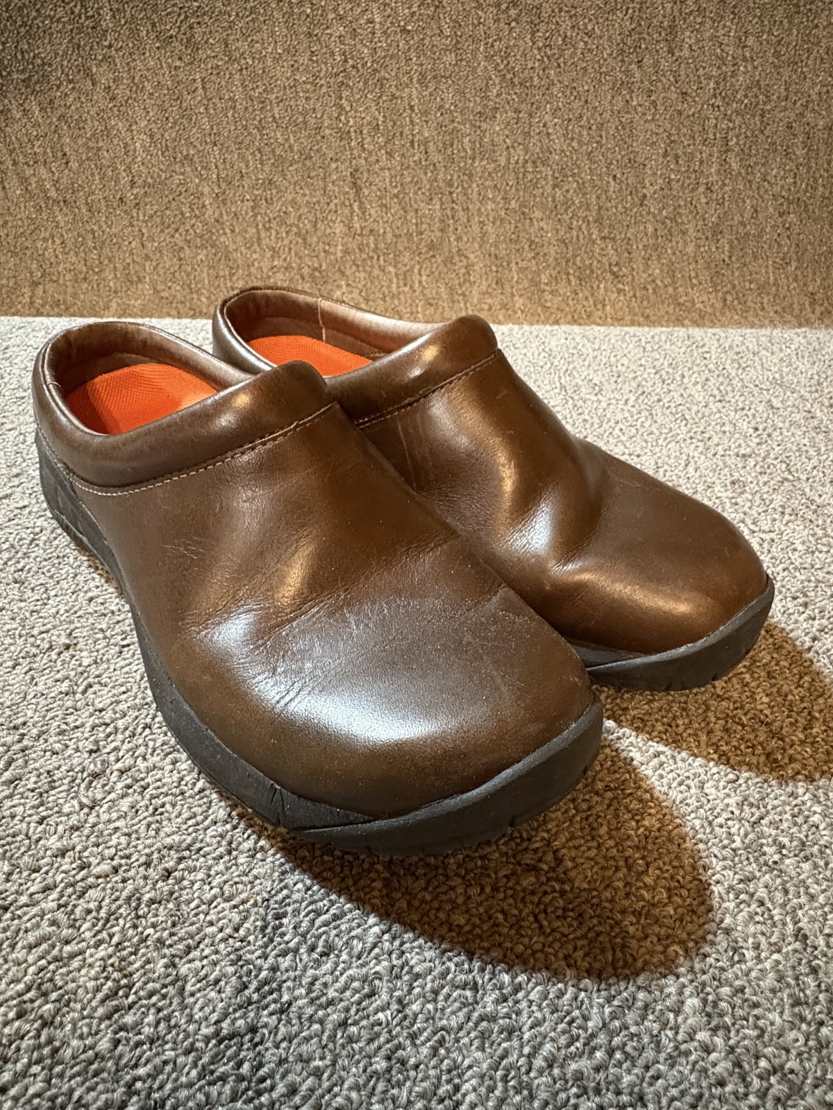 Merrell Bracken scarpe lisce donna taglia 7 pelle marrone slip on comode casual