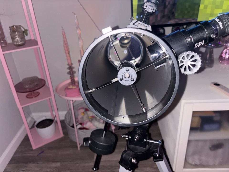 Orion StarBlast 4.5 EQ Telescope Equatorial Reflector Telescope With Tripod NICE - Image 4 of 4