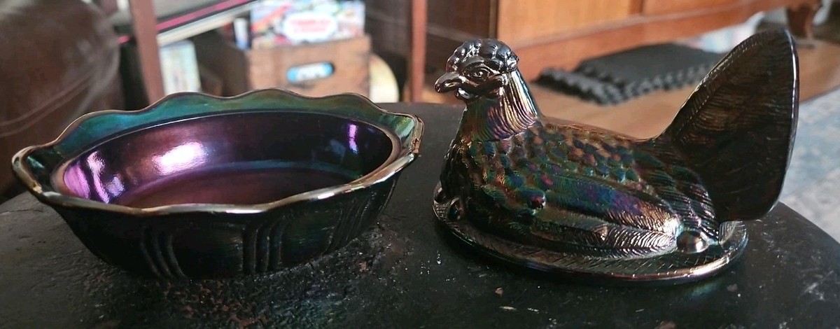 Rare Vintage Fenton Carnival Glass Hen On Nest With Blue Purple