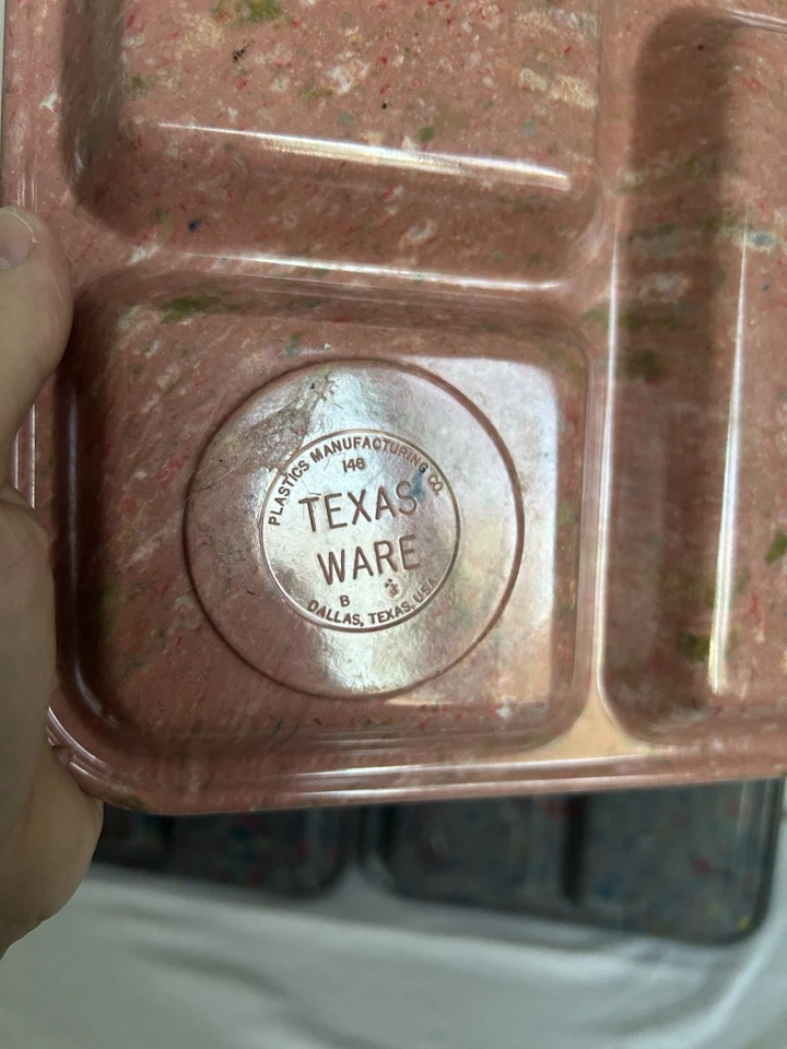 Lot of 3 Texas Ware Lunch Trays 6-Compartment Tan Mix Speckled Confetti - Image 3 of 4