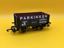Hornby R2669 7 plank open wagon Parkinson & Co Coal 42 00 Gauge - VGC