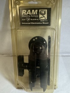 Ram Mount 7” Depth Finder Mount RAM-111