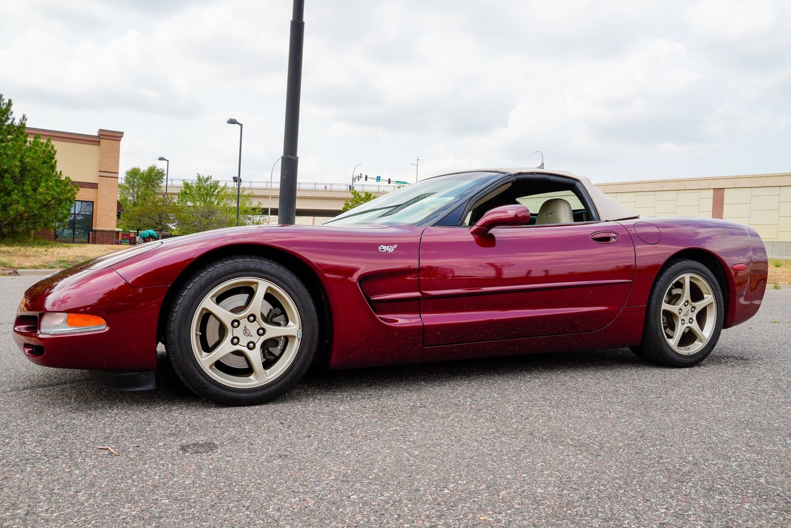 2003 Red Chevrolet Corvette Convertible  | C5 Corvette Photo 2