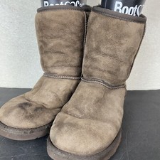 UGG Women's SZ 6 Classic Short Chocolate Brown Boots 5825 Suede Sheepskin Soft