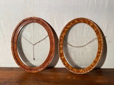 2 Vieux Cadres ovales  en bon état 46.5 cm de haut