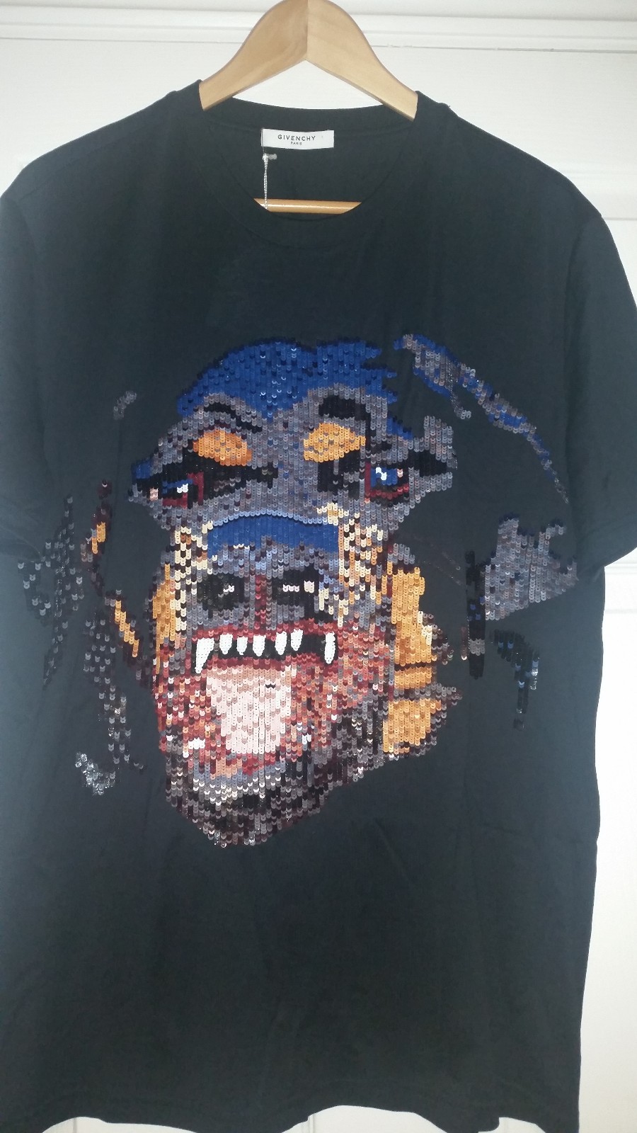 Givenchy Sequin Rottweiler T-shirt (as worn by Kendall Jenner) size M BNWT, rare image 3