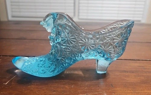 Vintage Fenton Art Glass Blue Lagoon Daisy And Button Cat Head Shoe