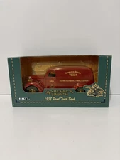 Ertl 1993 Anheuser Busch / Budweiser 1938 Chevy Panel Truck Bank, NIB