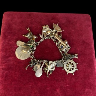 52.4g Vintage Deco Retro Sterling Silver 925 HEAVY Loaded Charm Bracelet