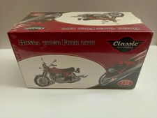 Atlas Classic Motorbikes - HONDA CB750 FOUR (1970)- 1:24 scale BNIB