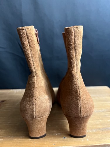 NEW WOMENS STAUD BROWN WALLY LEATHER SUEDE 45mm ANKLE BOOTS 39.5 US 9.5 TAN $395 - Picture 5 of 9