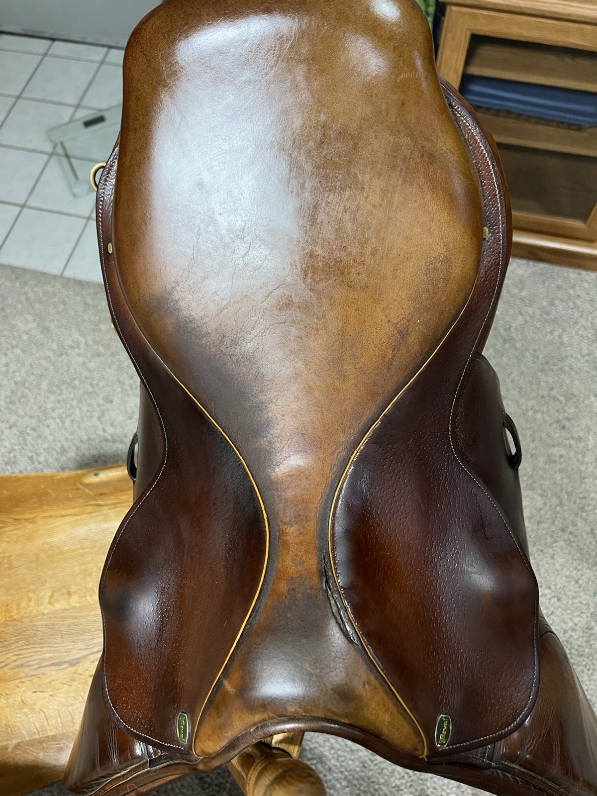 Beval LTD 2 English Jump Show Saddle, 17" Seat