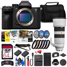 Sony a7R V Mirrorless Camera Sony FE 70-200mm Lens 64GB Card Filter Kit