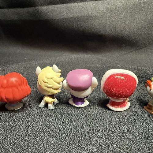 Lot mixte de 7 mini figurines Disney Doorables jouets Belle Onward Maximus Rescuers - Photo 7/8