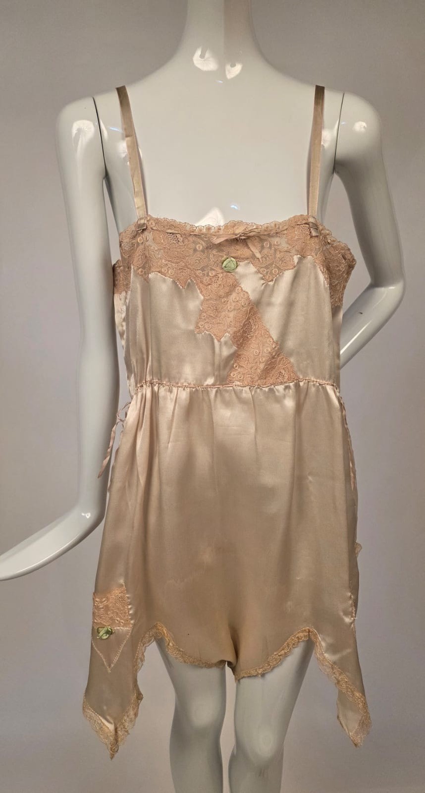 ANTIQUE FLAPPER 1920’S SILK SATIN STEP IN SLIP W LACE… - Gem