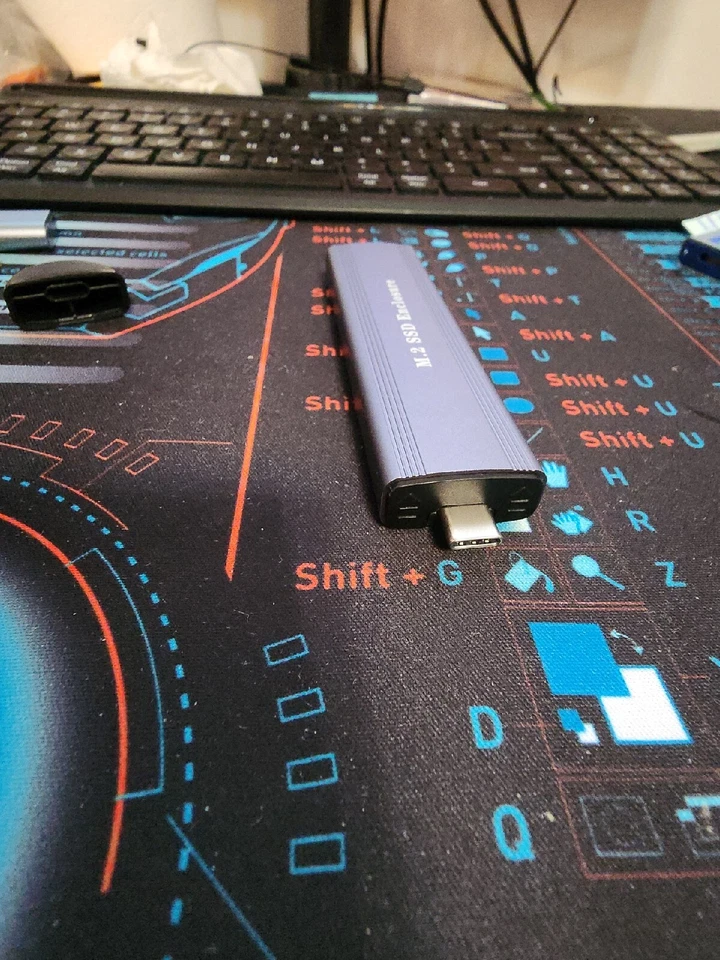 1tb m.2 nvme gen4 Portable Windows OS With Dual USB Adapter - Image 4 of 4