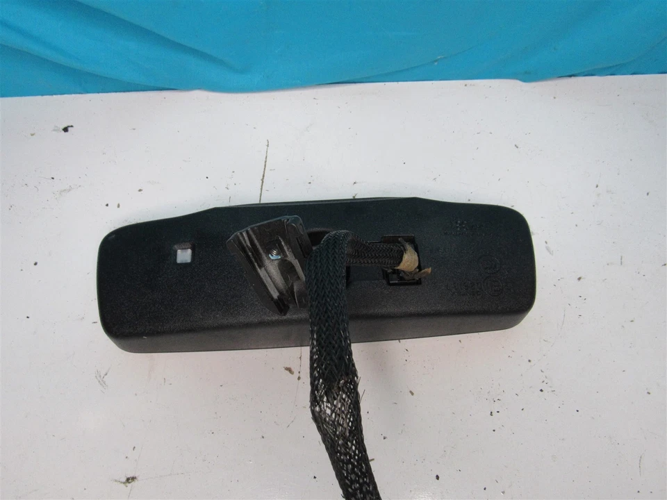 OnStar Auto Dim Rear View Mirror - 3.5" Backup Camera Display OEM 22915244 - Image 2 of 4