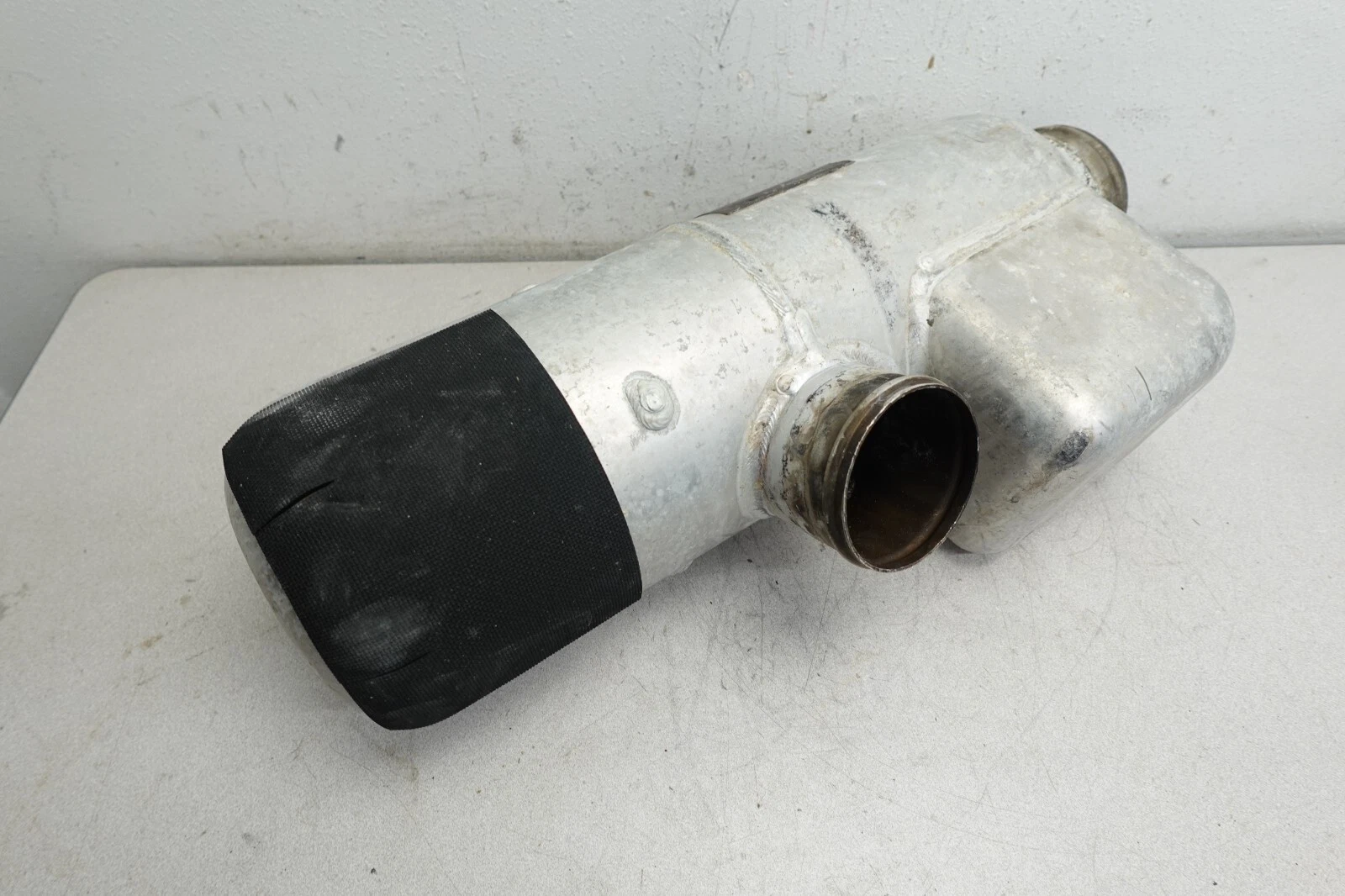 2003-2008 GP1300R Yamaha OEM Exhaust Muffler 1 Waterlock Box Ass'y FRESHWATER