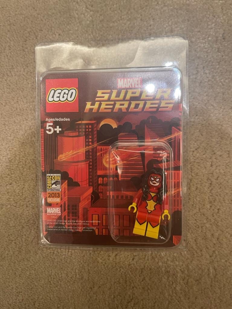 Minifigure LEGO Spider Woman 2013 San Diego Comic Con SDCC