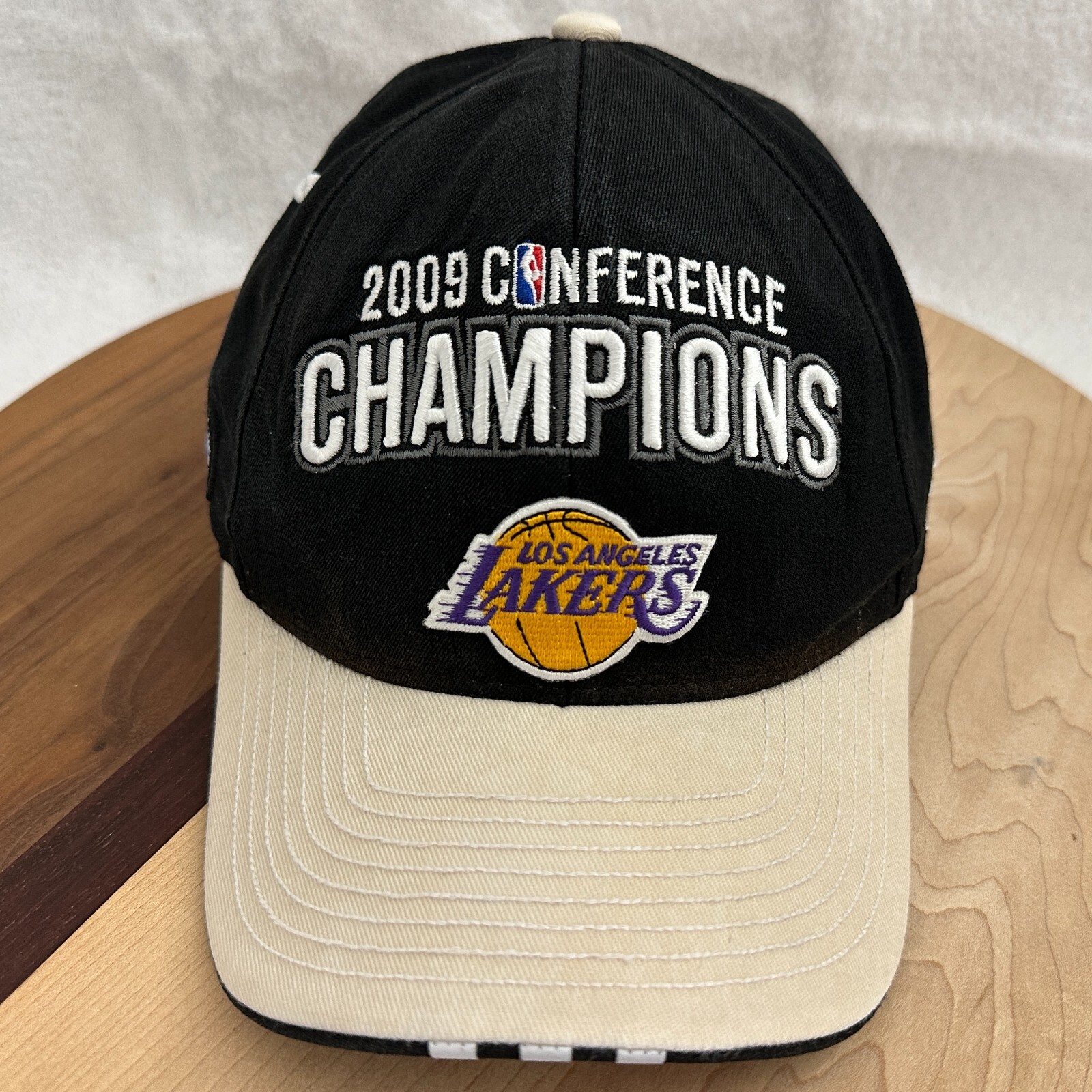 Los Angeles LA Lakers NBA Hat Adidas 2009 Conference Champio