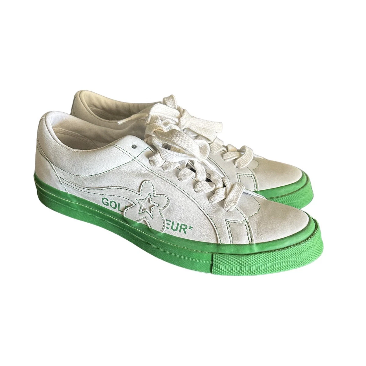 Kelly green top converse low tops