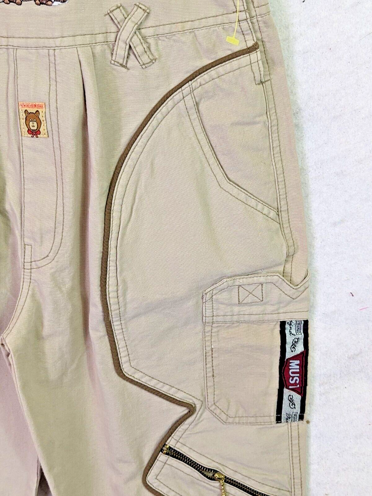 Picture 4 of 11