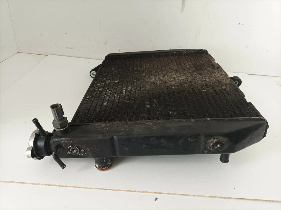 Radiador yamaha r1 2000/2001 - Imagen 3 de 4