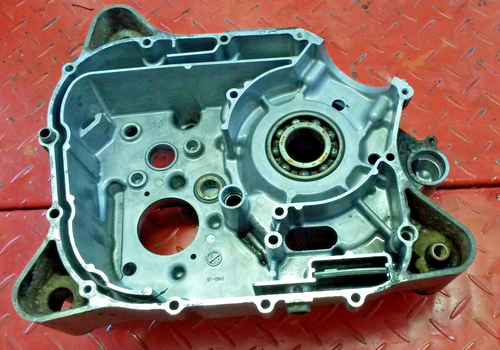 02-09 Suzuki ATV Engine Crankcase LTF250 Ozark LTZ250 Quad Sport Motor Housing - Picture 8 of 12