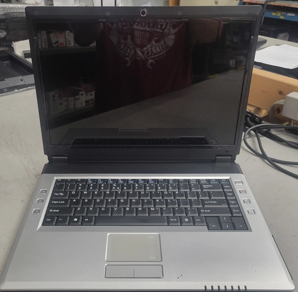 EUROCOM M660N Milano ;15.4 Inch WXGA;Intel GMA950;Celeron M410;60GB:Used - Image 2 of 4