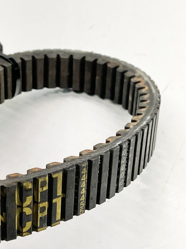 2004 John Deere Gator HPX 4x4 Clutch Drive Belt M155037 - Picture 10 of 16