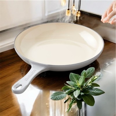 New Le Creuset Cast Iron Enamel Shallow Fry Pan in French gray grey   9 3/4'' Dia