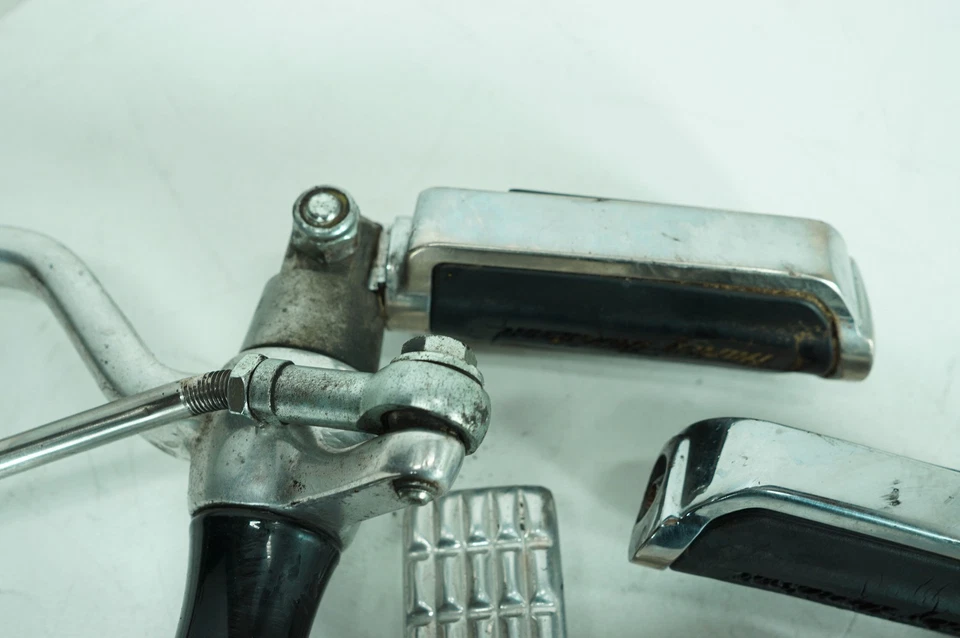 Оригинальные подножки для левого и правого водителя 03 Harley Sportster XL1200 C на заказ - Изображение 4 из 4