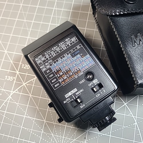 Mamiyalite MZ 18R Speedlight Unit for Mamiya 35mm Film Cameras - Picture 3 of 10