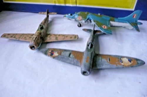 VINTAGE DINKY X3 FIGHTER AEROPLANES IDEAL RESTORATION ONLY 1960-70's.
