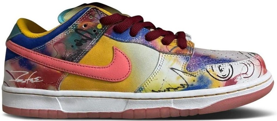 中古 Futura × Nike SB Dunk Low Nike Futura Laboratories x Dunk SB Low Sunblush for Sale
