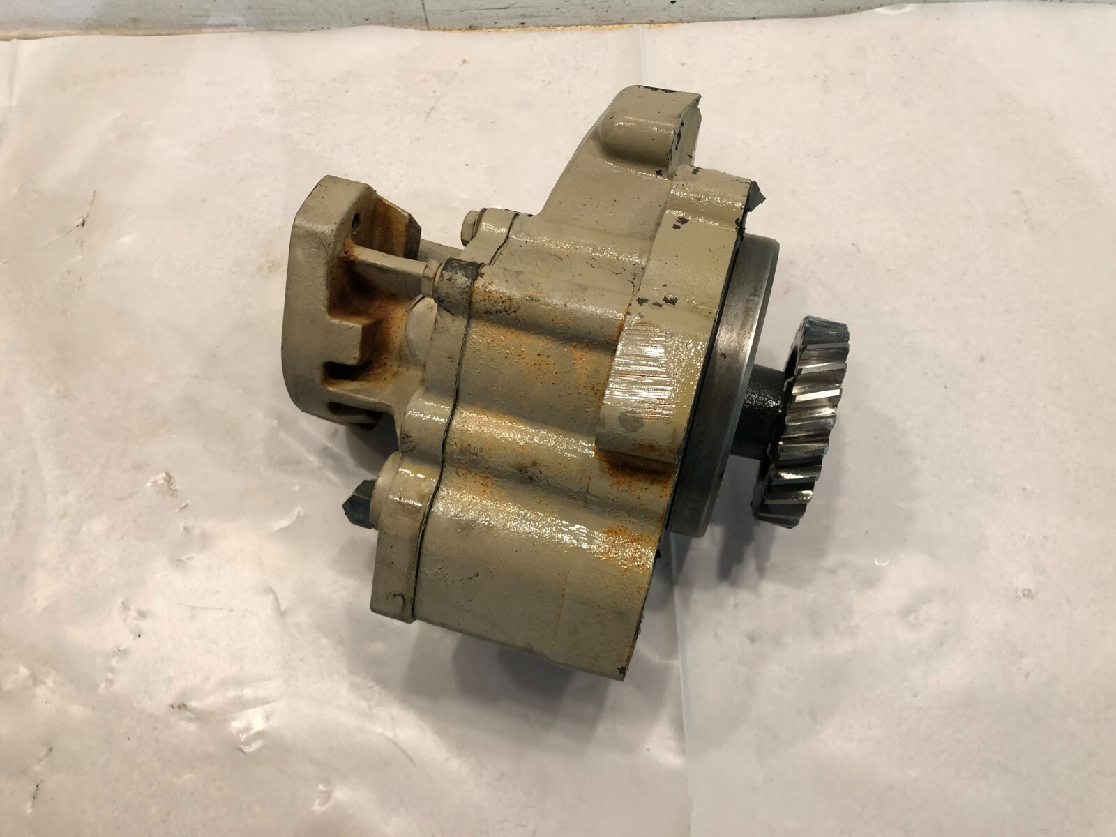 CUMMINS ENGINES NT NH 855 N14 BIG CAM OIL PUMP W/ HELICAL GEAR 