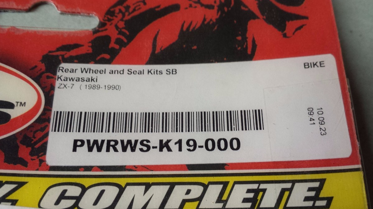89-90 Kawasaki ZX-7 Rear Wheel Bearing & Seal Kit Pivot Works