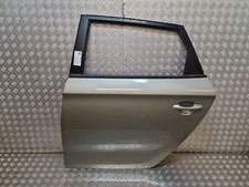Porte arrière et accessoires Kia CARENS