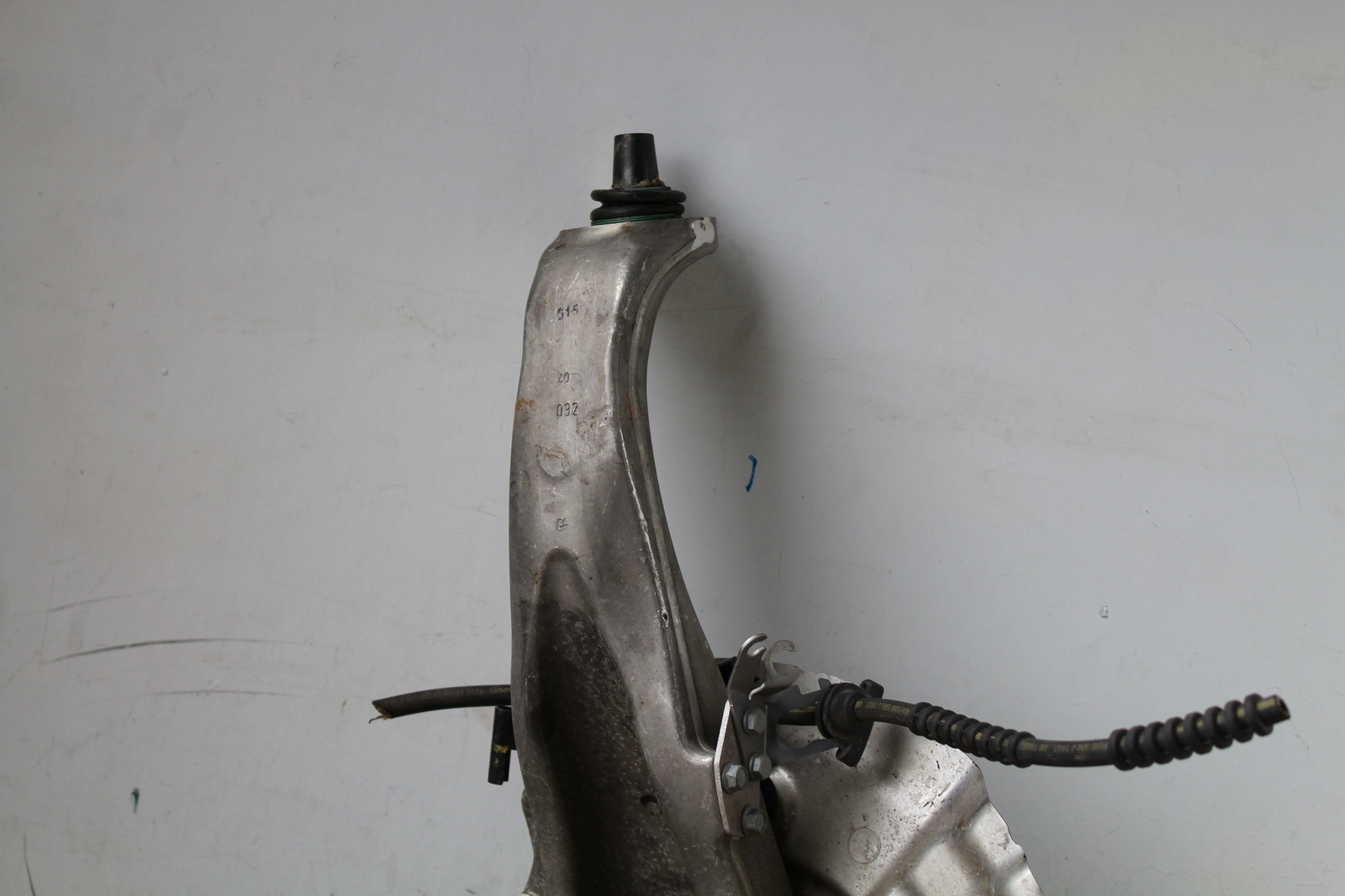Knee Assembly ROLLS ROYCE Left 17