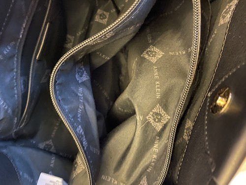 Anne Klein A Hinge Black Tote with Tassle - preowned - Picture 7 of 11