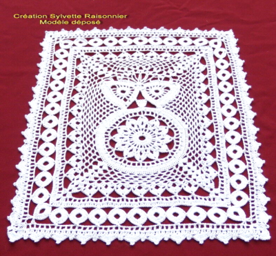 Napperon Rectangulaire Crocheté Main – Chouette Sylvette – Artisanat Français