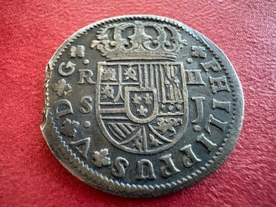 1725 Seville 2 Reales   Philip V Silver with Edge Clip