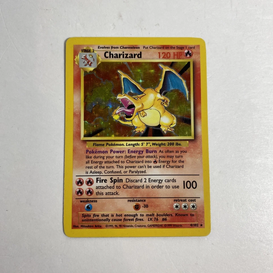 1999 Pokémon TCG Charizard 4/102 Holo Rare Base Set Unlimited Card - Image 3 of 4