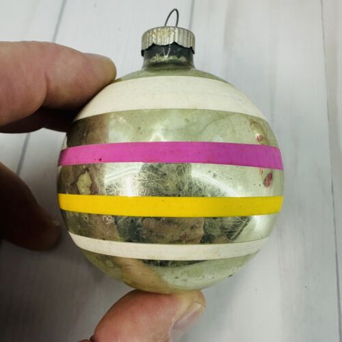 6 brillantes adornos navideños de vidrio Brite bolas de sangría a rayas rojas de 3" - Imagen 2 de 24